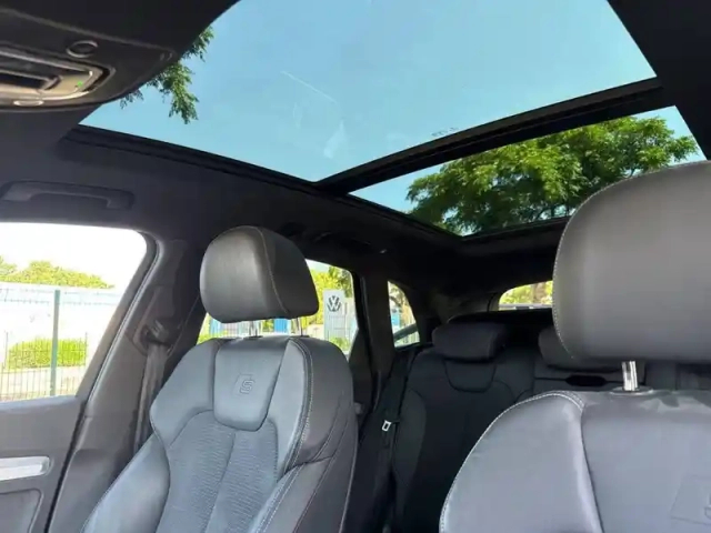 Audi Q5 50 tfsie 299 s tronic 7 quattro — photo 42