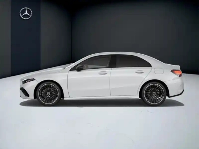 Mercedes Classe A 200 d berline amg line — photo 2