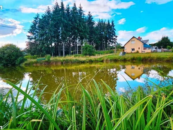 Maison avec petit etang au calme 7000m2 de terrain et 80m2 habitable