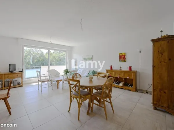 Appartement 94 m² Meylan