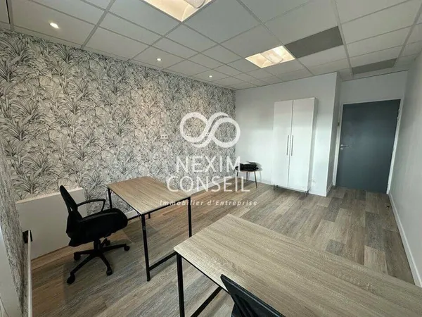 Bureau 12 m²