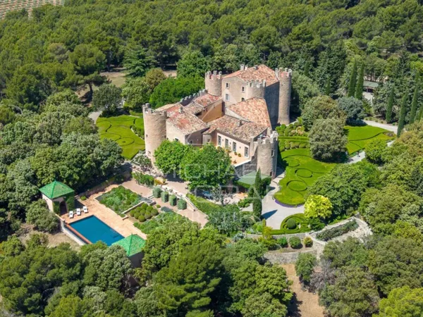 Chateau remarquable