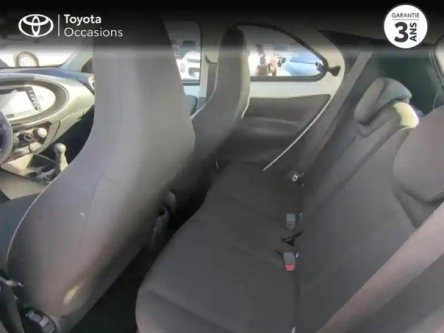 Toyota Aygo X 1.0 vvt-i 72ch active business my23 — photo 12