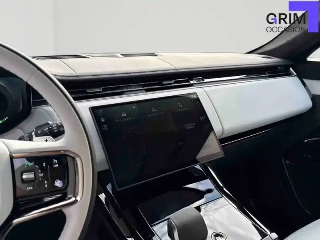 Land Rover Range Rover sport p550e awd 3.0l i6 phev — photo 34