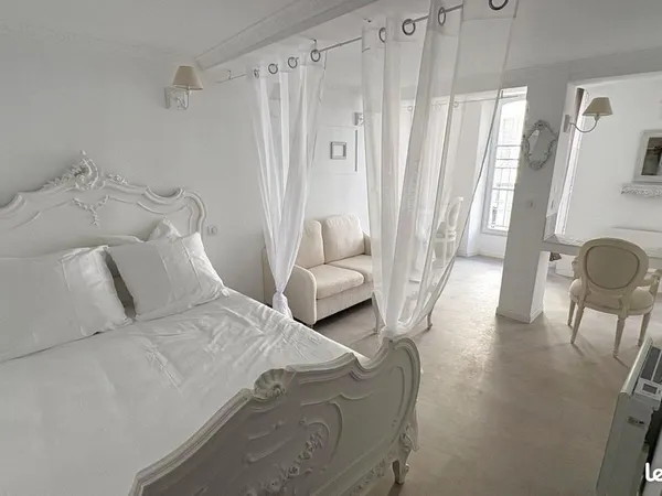 Studio 1 pièce 29 m²