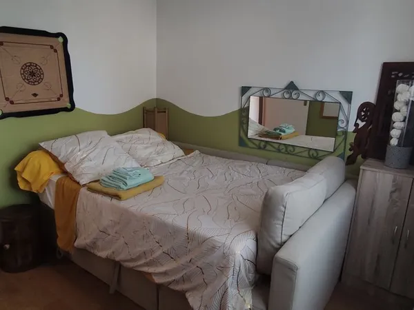 Chambre de 10m2 à louer sur La Roque-d'Anthéron