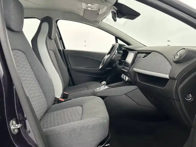 Renault Zoé zoe r110 - my22 — photo 23