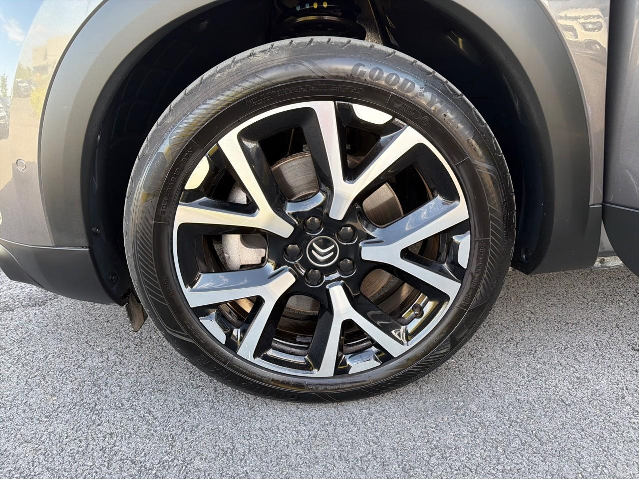 Citroën C5 Aircross hybrid 225ch shine pack e-eat8 — photo 11