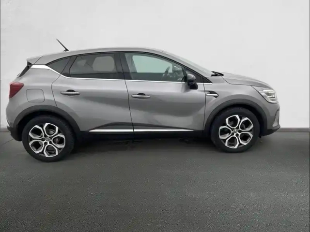 Renault Captur blue dci 115 edc — photo 24