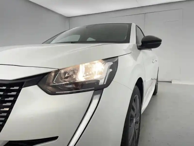 Peugeot 208 puretech 75 s&amp;s bvm5 — photo 26