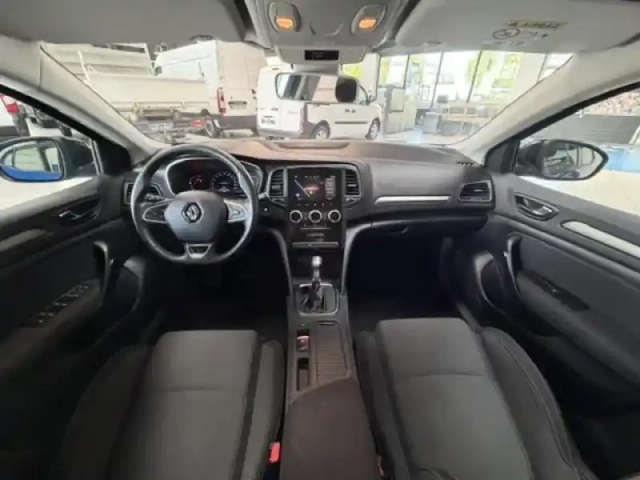 Renault Megane 1.5 blue dci 115ch evolution edc -23 — photo 13
