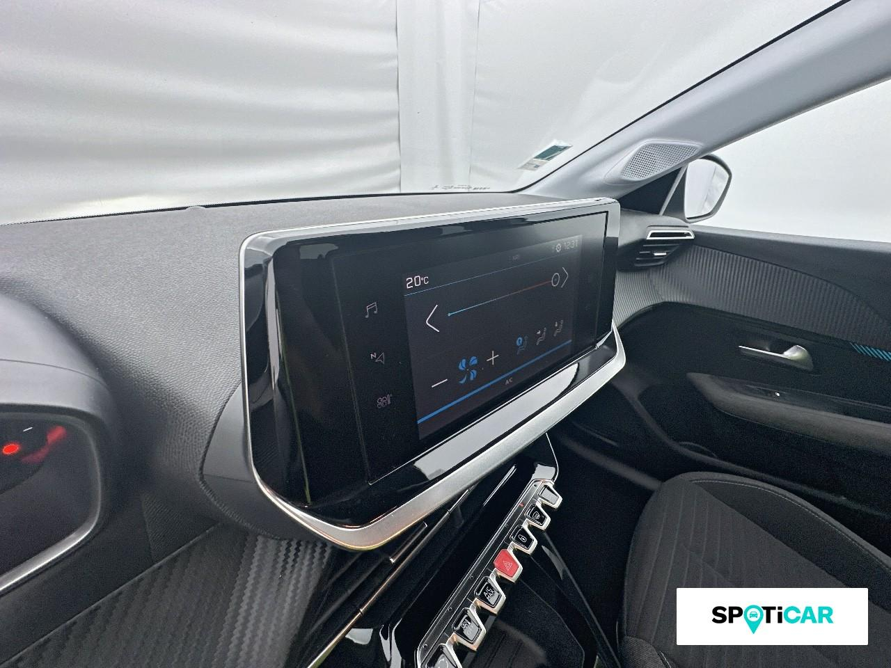 Peugeot 208 1.2 puretech 100ch s&s style — photo 13