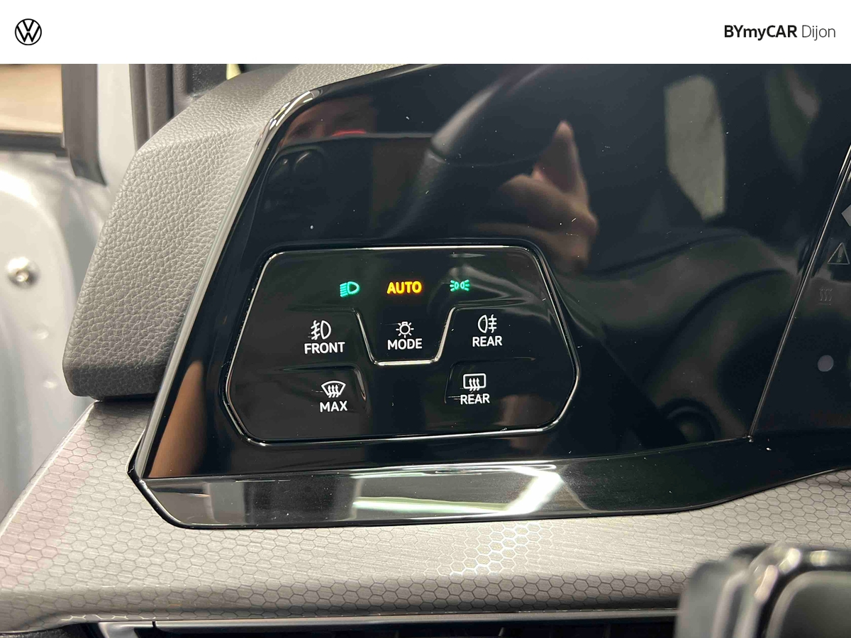 Volkswagen Golf 1.4 Hybrid Rechargeable OPF 245 DSG6 — photo 18