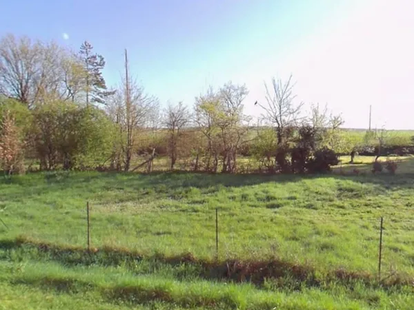 Terrain 800 m²