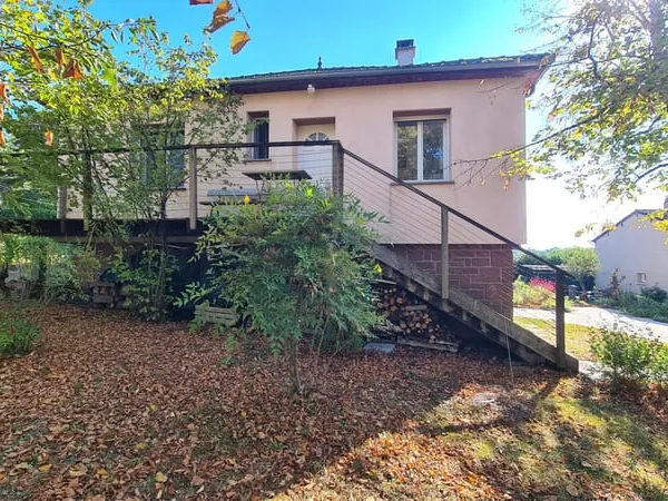 Maison sur les hauteurs de Meyssac