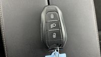 Peugeot 3008 1.5 BlueHDi 130ch E6.c GT Line S&S — photo 18