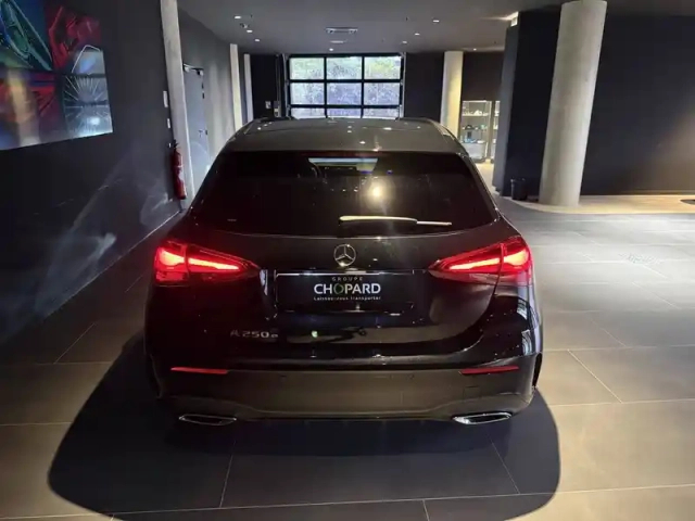 Mercedes Classe A 250 e 8g-dct — photo 19
