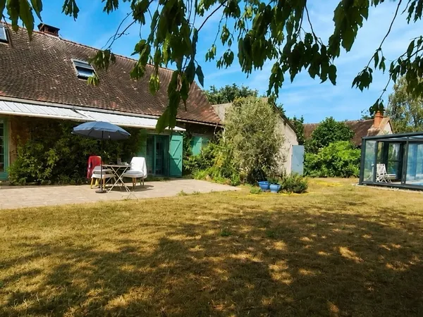 Vends ensemble de 2 maisons (200 m2) avec piscine - 1h Paris ouest