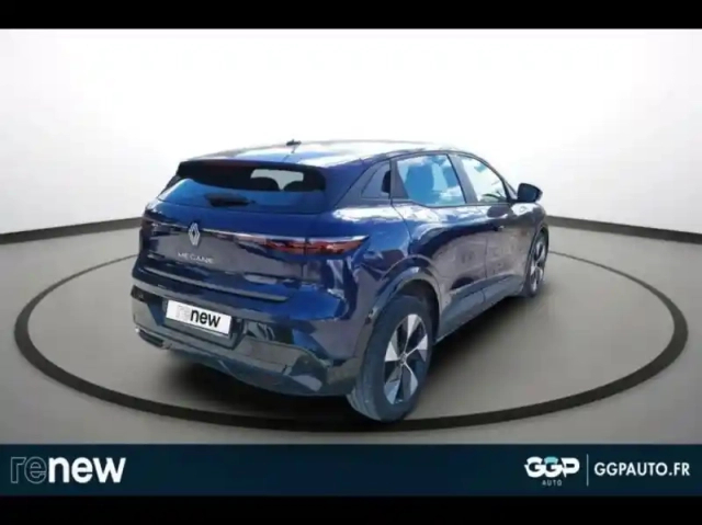 Renault Megane e-tech electric ev60 220ch equilibre super charge — photo 2
