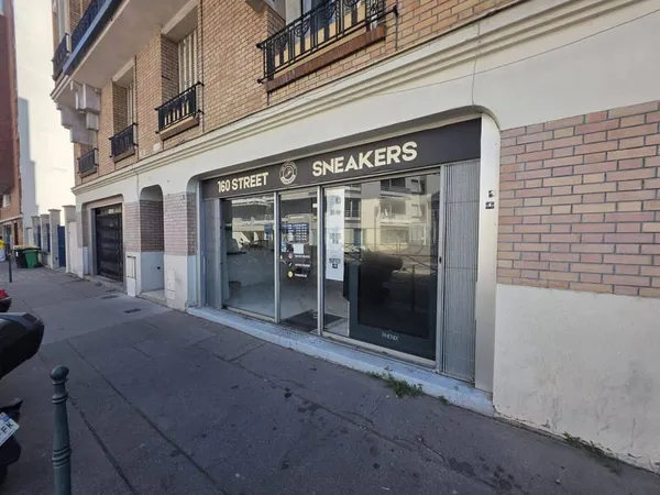 Local commercial 1 pièce 33 m²