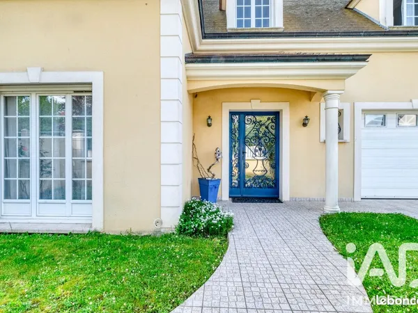 Maison familiale 5 pièces 200 m²
