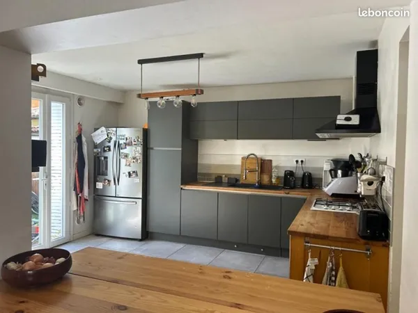 Maison 8 pièces 165 m²