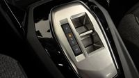 Peugeot 208 1.2 Hybrid 100ch Active e-DCS6 — photo 28