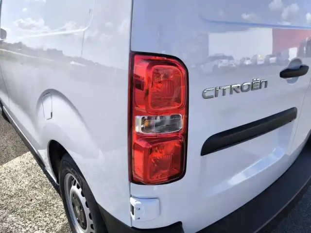 Citroën Jumpy fgn diesel 120 ch m manuelle — photo 17