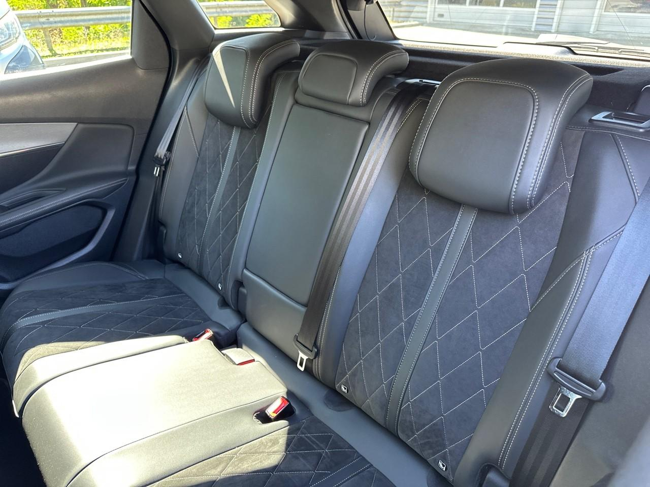 Peugeot 3008 2.0 bluehdi 180ch s&s gt eat8 — photo 10