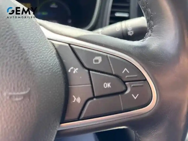 Renault Megane mégane iv berline e-tech plug-in hybride 160 - 21n — photo 16