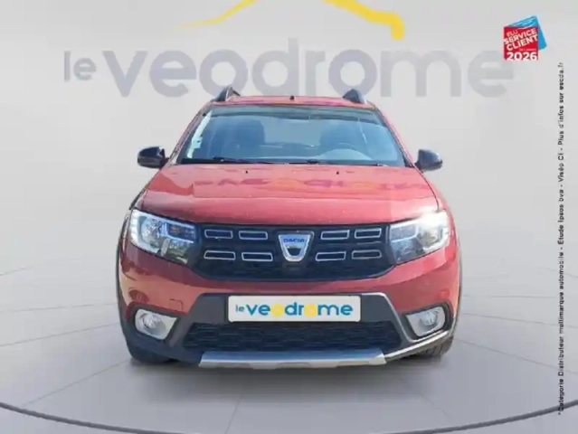 Dacia Sandero 0.9 tce 90ch stepway — photo 2