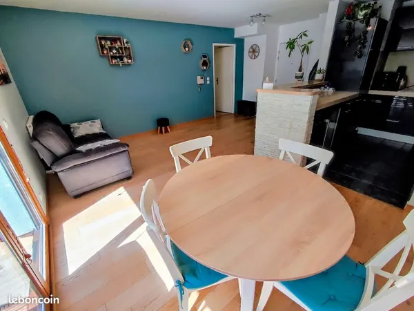 Bel appartement F3 66m2 avec terrasse de 33m2
