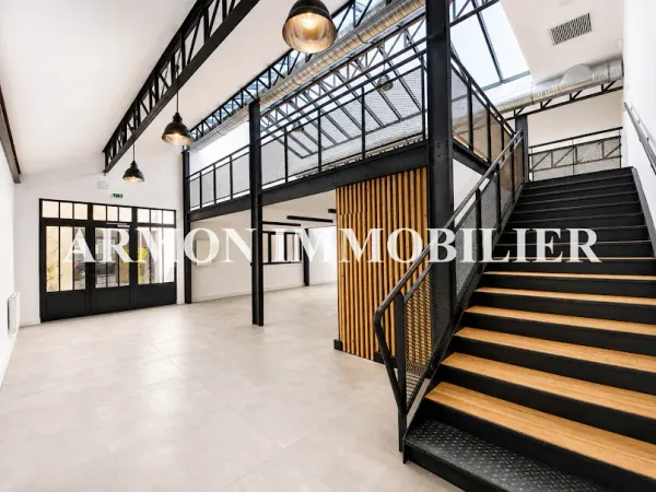 Local commercial 150 m²