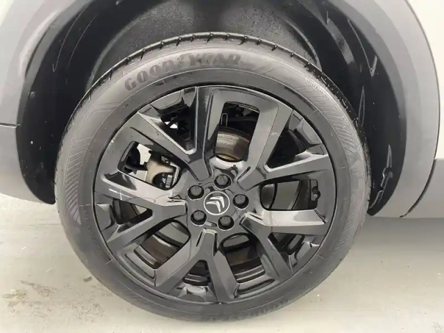 Citroën C5 Aircross hybride rechargeable 225 s&amp;s e-eat8 — photo 11