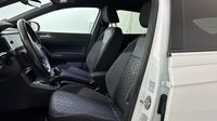 Volkswagen Taigo 1.0 TSI 110ch R-Line DSG7 — photo 12