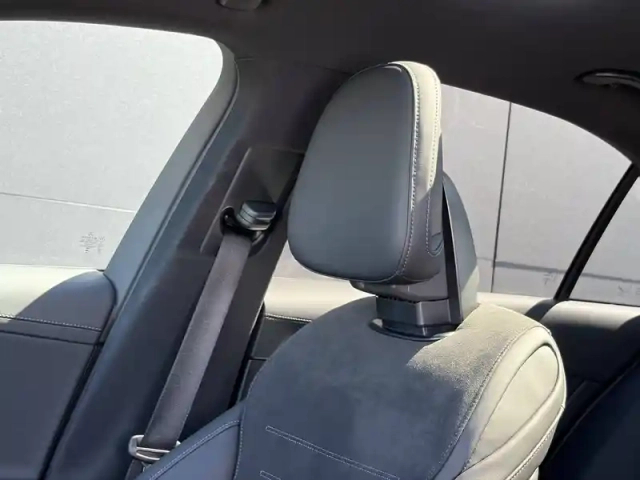 Mercedes Classe C 220 d 9g-tronic — photo 23