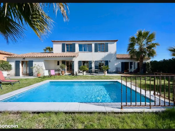 Chambre dans villa