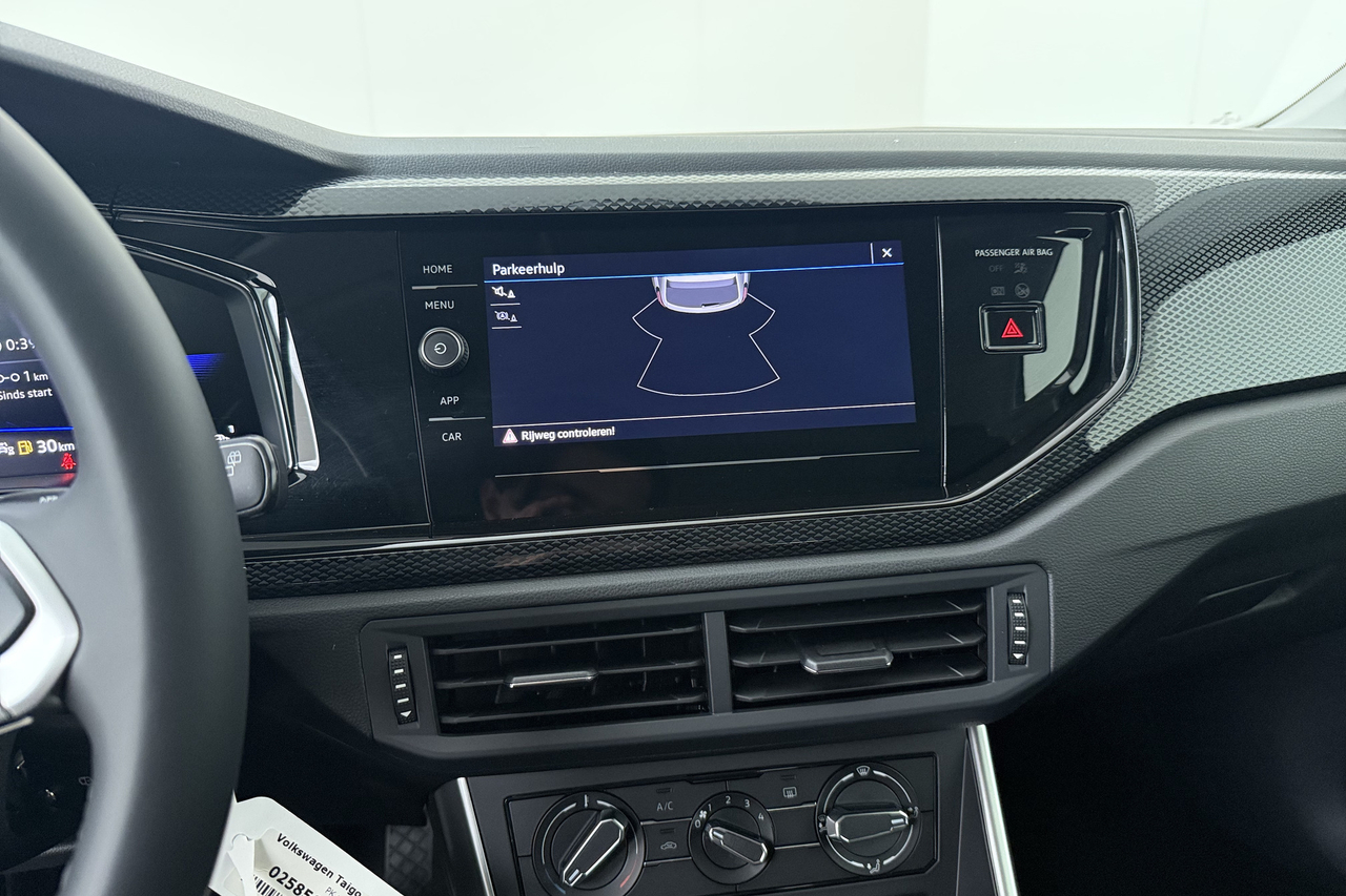 Volkswagen TAIGO — photo 13