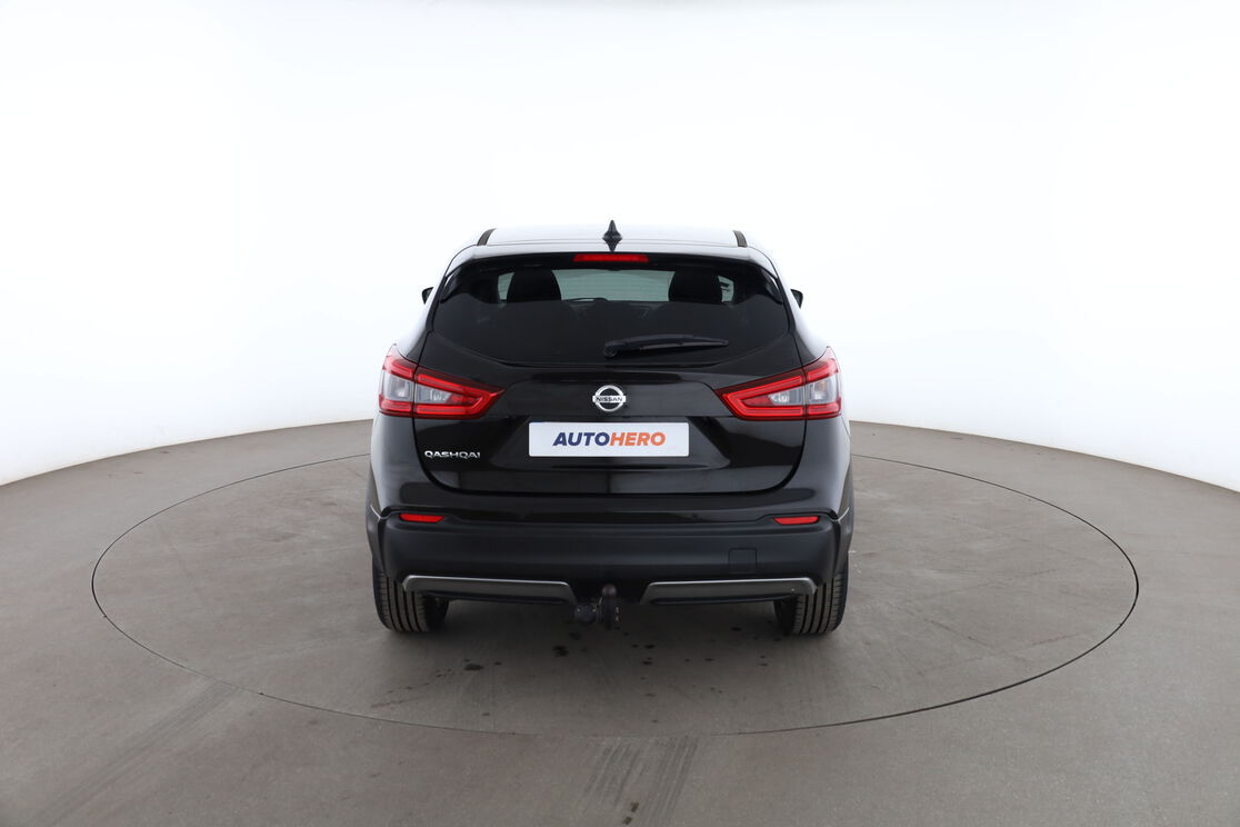 Nissan Qashqai 1.3 DIG-T N-Connecta DCT7 — photo 4