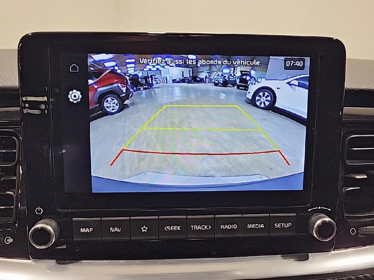 Kia Stonic 1.0 t-gdi 100 ch dct7 gt line premium — photo 25