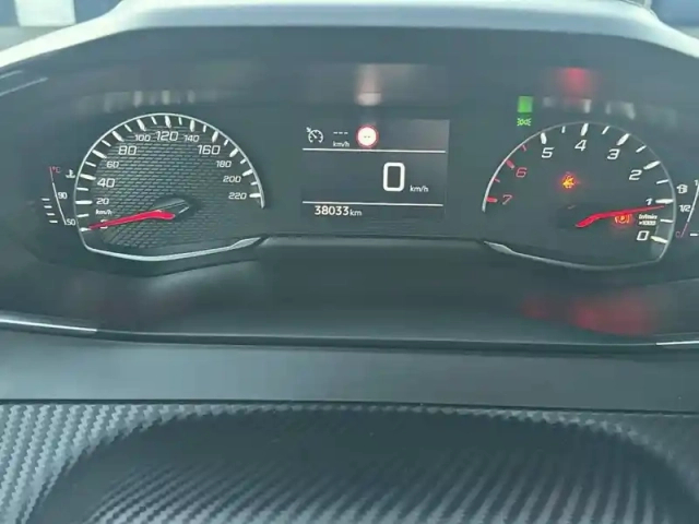 Peugeot 208 puretech 100 s&amp;s bvm6 — photo 6