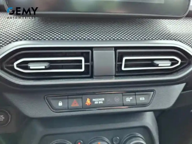 Dacia Sandero tce 90 cvt — photo 21