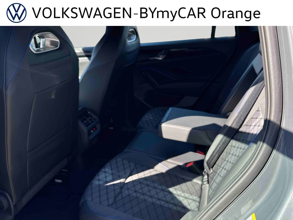 Volkswagen Tiguan 1.5 eTSI 150ch DSG7 — photo 23