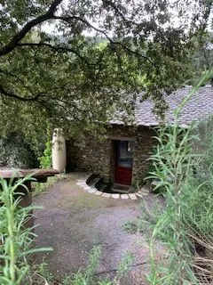 Maison en pierre de pays