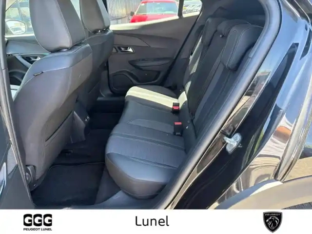 Peugeot 2008 electrique 136 ch — photo 10