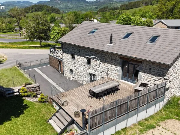 Maison 5 pièces 178 m²