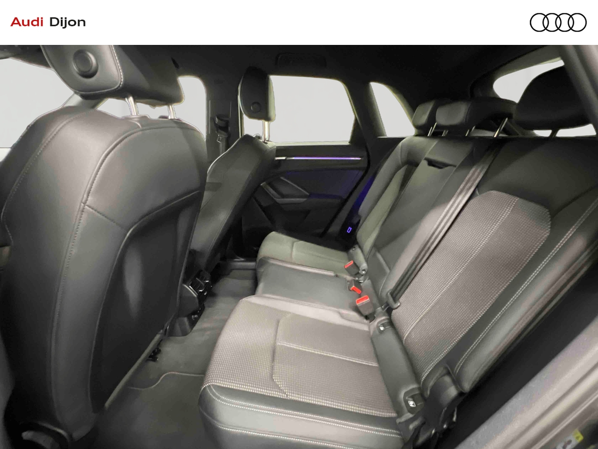 Audi Q3 35 TDI 150 ch S tronic 7 — photo 12