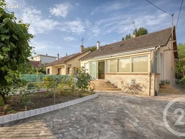 Maison 6 pièces 140 m²