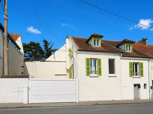 Immeuble de rapport Thorigny Sur Marne 10 pièce(s)