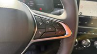 Renault Clio 1.6 E-Tech 145ch full hybrid Techno - 24 — photo 17